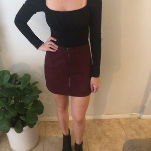 Burgundy zip up suede mini skirt